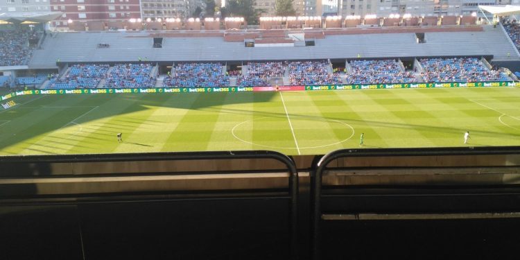 Fútbol a medias en Balaídos