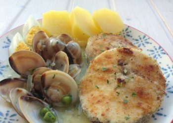 Merluza a la plancha en salsa verde