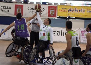 El Amfiv renueva a Zavala y espera por Alejos