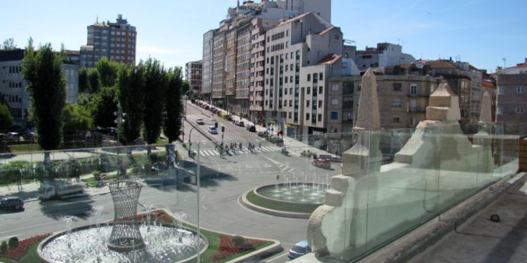 Encubre a su pareja ante la Policía tras ser agredida y pedir auxilio por la ventana