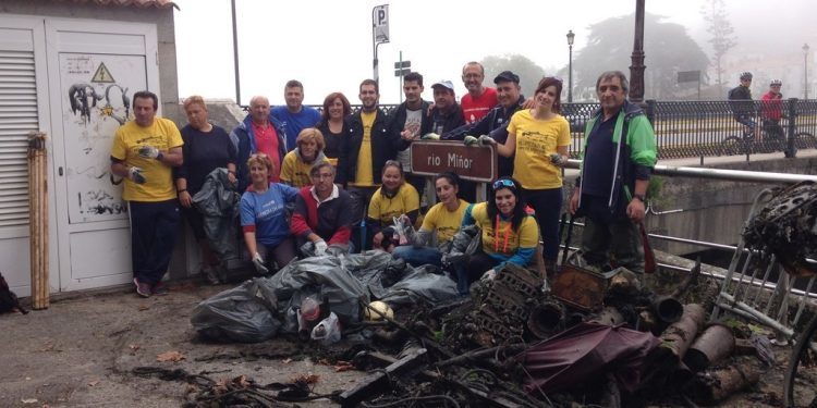 Búscanse voluntarios para a limpeza do Esteiro do Miñor na Ramallosa