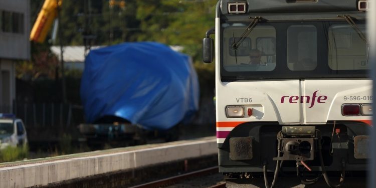 El Tren Celta circulaba a 118 por hora cuando descarriló en O Porriño