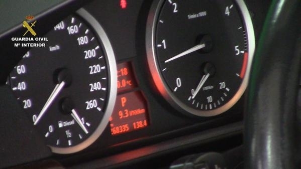 Detenido en Vigo tras manipular el kilometraje de un coche para venderlo