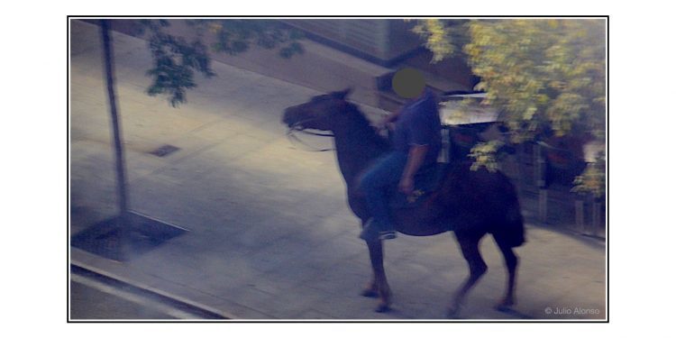 A caballo por las calles
