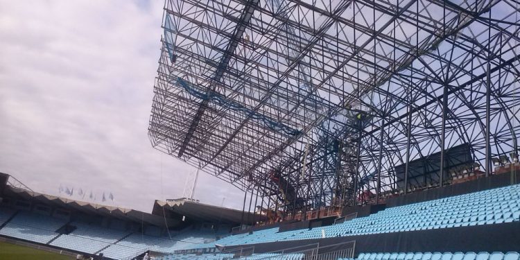 La grada de Tribuna estará acabada para el partido ante el Standard de Lieja