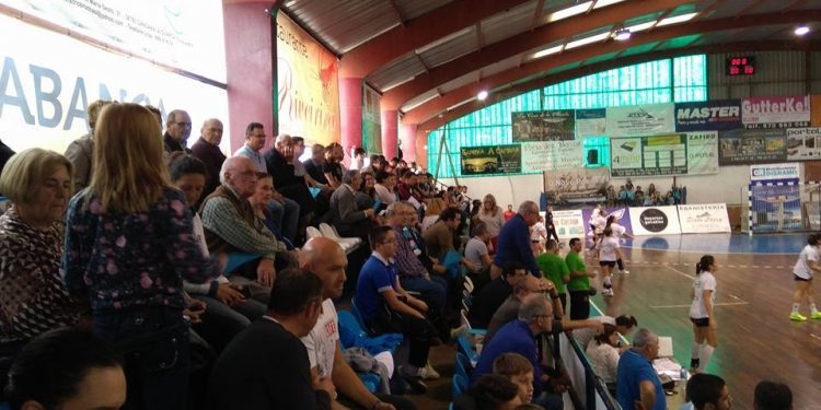 El Mecalia Atlético Guardés se quedó con el derbi y con el liderato