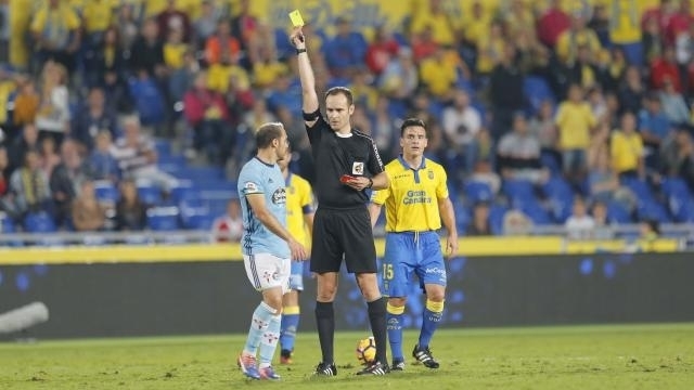 «Nuestras primeras cinco faltas fueron cinco tarjetas amarillas, así es difícil»