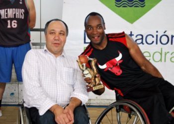 Vigo honra la memoria de Pablo Beiro en un día festivo muy deportivo