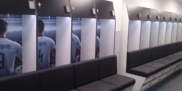 La cubierta sigue avanzando y los nuevos vestuarios ya están listos