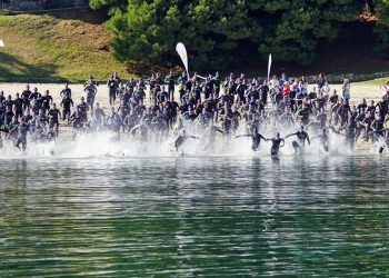 Jacobo Crego y Aida García ganan el Vertiatlón, que recauda más de 5.000 euros