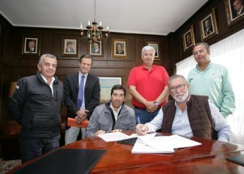 La Semana del Atlántico, entre Viana, con 200 Optimist, y Vigo, con los J70