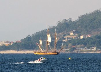 La fragata del zar Pedro I el Grande recala en Vigo