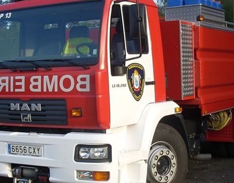 Muere una mujer de 84 años en Cangas tras caer por un agujero