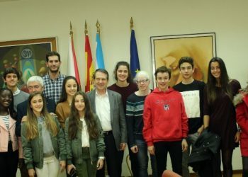 El Concello subvenciona con 33.000 €  a 23 deportistas de alto nivel