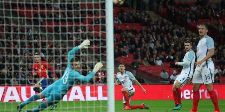 Aspas se estrena con España con un golazo