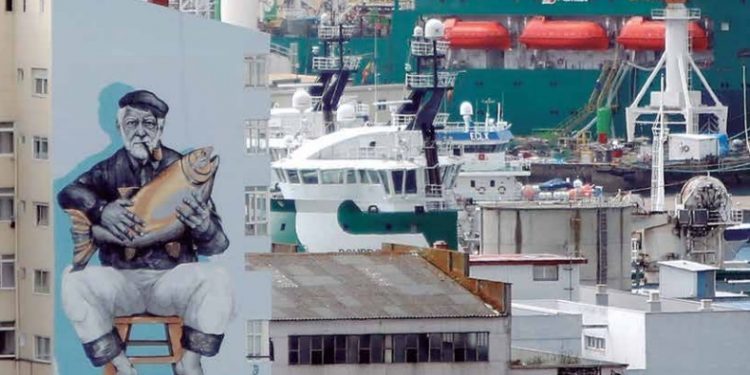 Air Nostrum promociona la «galería de arte urbano al aire libre» de Vigo