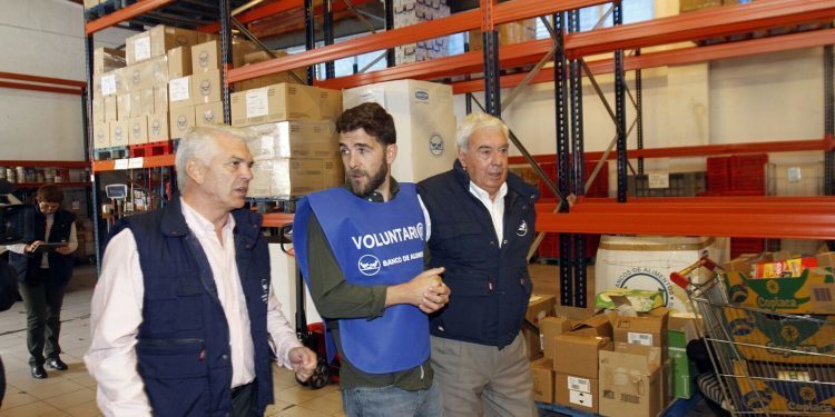 El Banco de Alimentos busca 125 voluntarios en Redondela