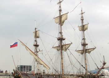 “En este barco no hay cruceristas, aquí se trabaja y se disfruta”