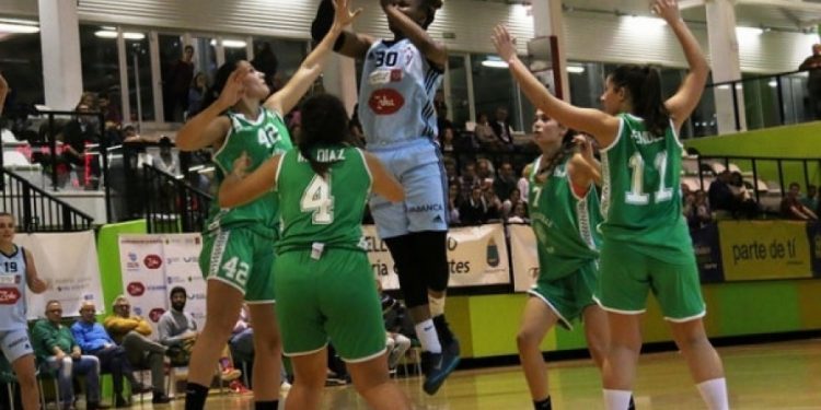 El Celta Zorka cierra con victoria su gira catalana