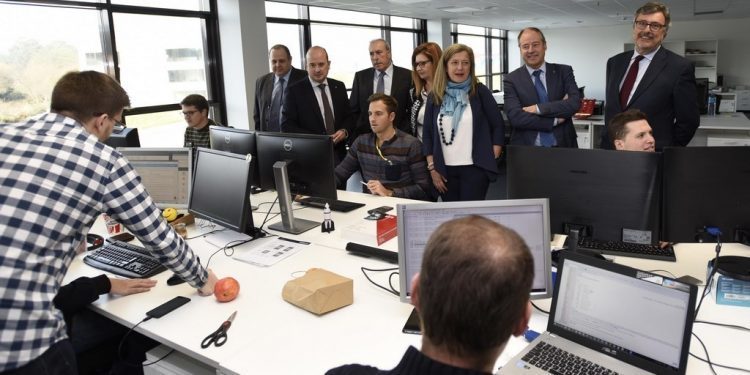 El Centro de Innovación Aeroespacial pondrá en órbita tres microsatélites