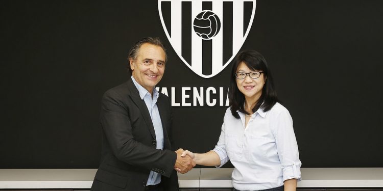 Prandelli dimite antes de recibir al Celta