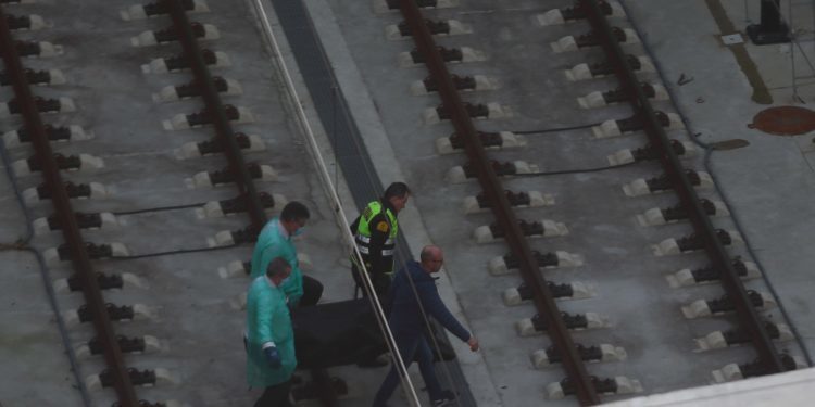 Muere una persona al sufrir una descarga en la estación de Urzáiz