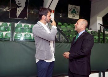 El Panathinaikos destituye a su entrenador una semana antes de medirse al Celta