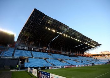 El Concello niega haber denegado el permiso para los conciertos de U2, Maná y Los Suaves