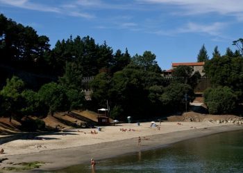 Las playas de Baiona reciben el galardón de calidad turística