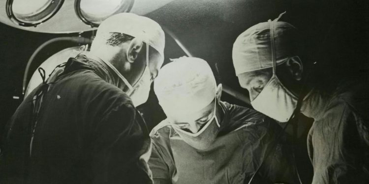 Fallece a los 94 años el cirujano Segundo Troncoso, fundador de la clínica Fátima