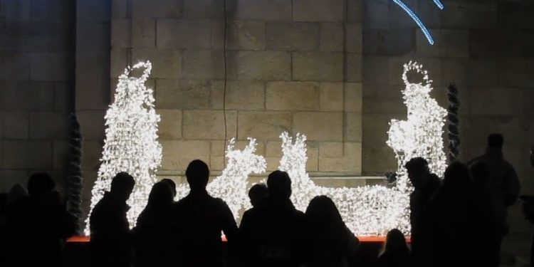 Vigo ya tiene su belén en la calle por «aclamación popular»