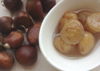 Castañas en almíbar