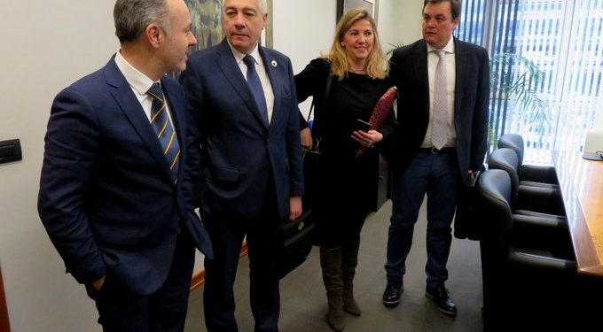 Las zonas francas de Vigo y Barcelona muestran su sintonía para abrir vías de colaboración