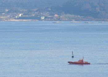 Rescatados en buen estado cuatro buzos en la Ría de Vigo