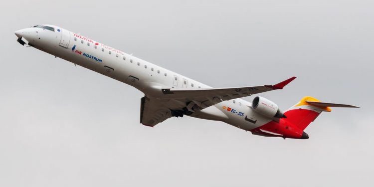 Peinador suma nuevas rutas directas a Fuerteventura, Alicante y Lanzarote