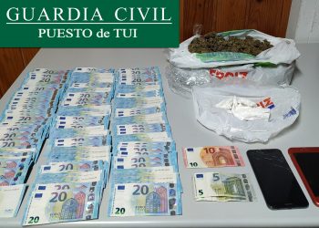 La Guardia Civil ‘caza’ a un joven de Tui con medio kilo de hachís y 100 gramos de cocaína encima