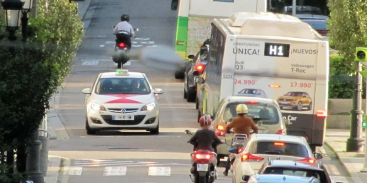 Taxis e VTC pactan en Vigo un acordo de «non belixerancia»