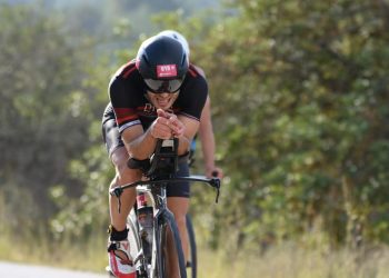 El triatleta Cristóbal Dios competirá en el calendario ciclista con el Vigo-Rías Baixas