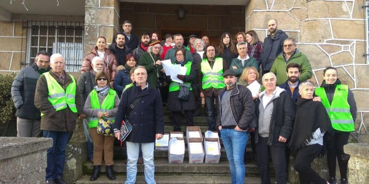 Opositores ao centro comercial do Celta en Mos presentan 5.000 alegacións