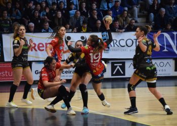 Entradas gratis para apoyar al Porriño en su camino hacia la Copa de la Reina