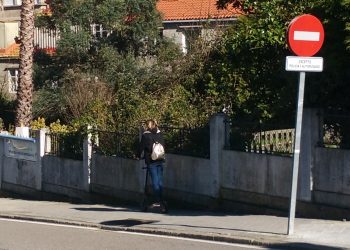 La Policía Local intensifica su acción contra los patinetes que van por la acera