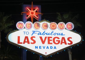 Fotografías, premios y mucho amor al estilo Las Vegas en el Gran Vía de Vigo