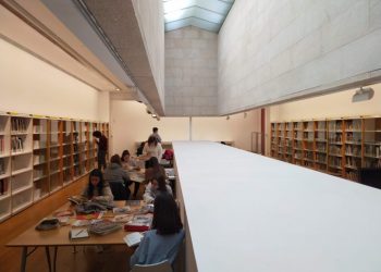 Caballero anuncia un aumento da achega ao Marco e critica que a Xunta non aporte nada ao museo