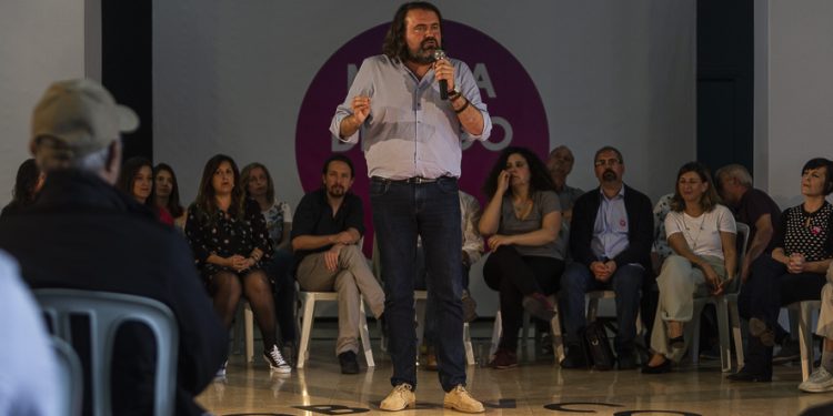 “A Pass Vigo só serviu para distribuír a cara de Caballero en todos os buzóns de Vigo”