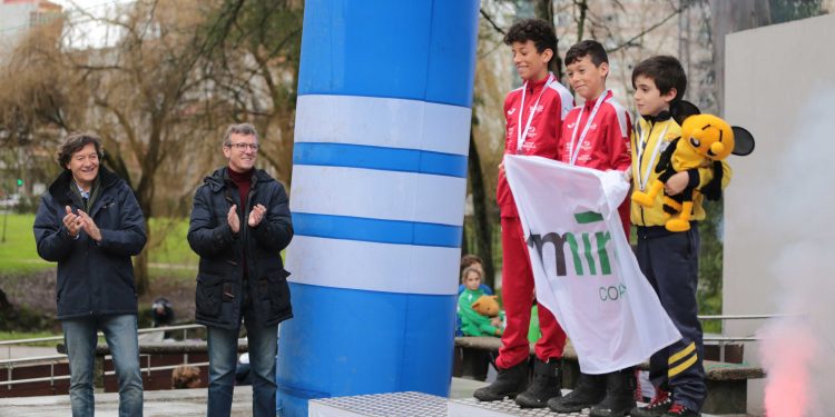 Castrelos reúne a 1.300 escolares no cross Xogade