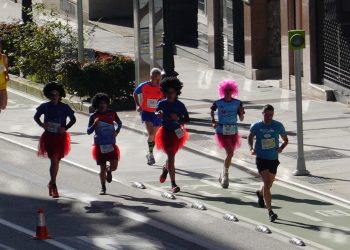 Deporte y buen humor en el 23F