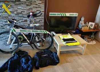 Detenidos cinco menores de edad por un robo en una vivienda y en una autocaravana