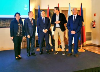 La Zona Franca de Vigo y Cuba acuerdan cooperar en intercambios comerciales