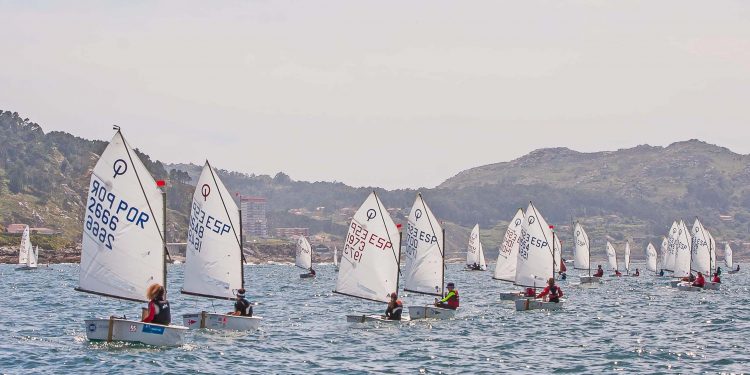 Baiona, lista para coronar al nuevo campeón gallego de Optimist