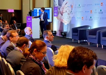 Regades busca en Madrid inversores europeos para las promociones de suelo de la Zona Franca